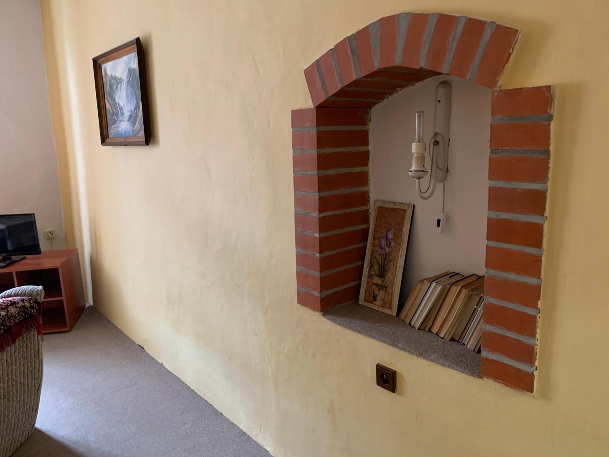 Restaurace A Penzion Podloubi Opocno ภายนอก รูปภาพ